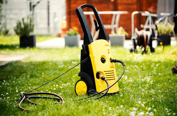 Best Pool Deck Cleaning  in Mccullom Lake, IL
